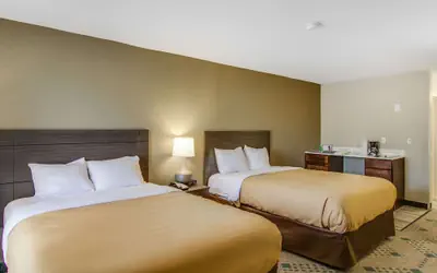 Suburban Studios Hotel Kingsland Near I-95