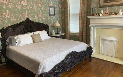 1912 Bed and Breakfast