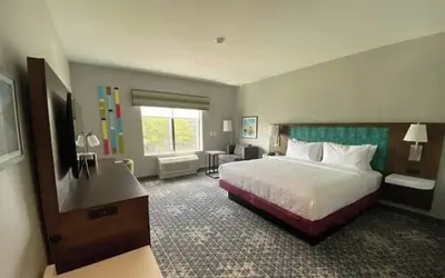 Hampton Inn & Suites Somerset