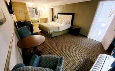 Town Inn