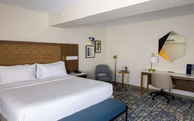 DoubleTree by Hilton Tinton Falls-Eatontown