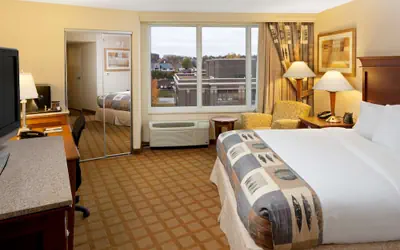 DoubleTree by Hilton Jefferson City
