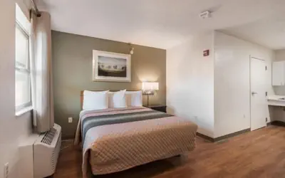 Birch Hill Suites Kansas City - Independence