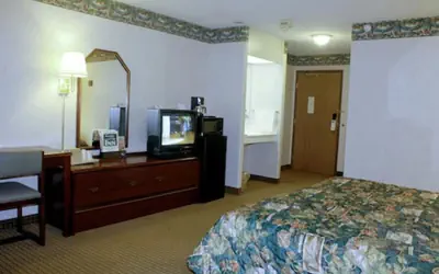 Garden City Inn
