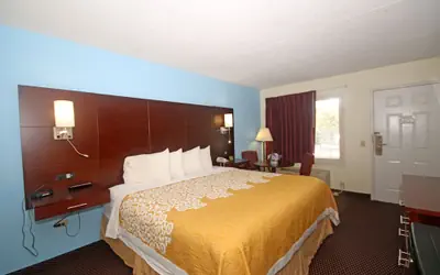 Hamilton Inn Jonesville NC