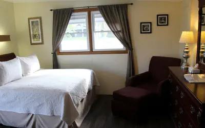 All Seasons Inn