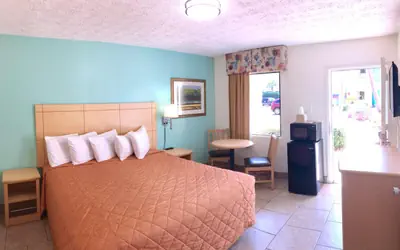Dunes Inn & Suites