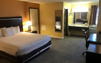 Nendels Inn & Suites Dodge City Airport