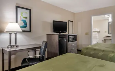 Quality Inn McDonough Atlanta South