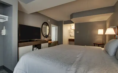 Hampton Inn & Suites Chicago/Aurora