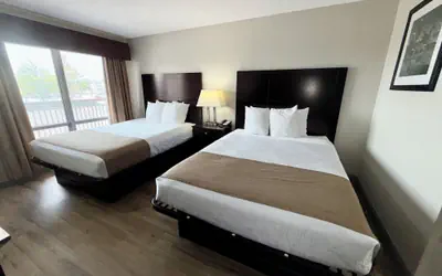 Days Inn by Wyndham St. Charles IL