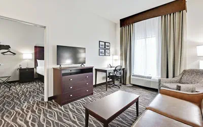 Cobblestone Hotel & Suites - Foley