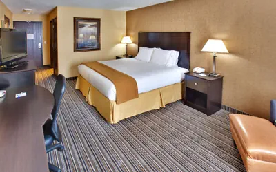 Holiday Inn Express Hotel & Suites Council Bluffs - Conv Ctr by IHG