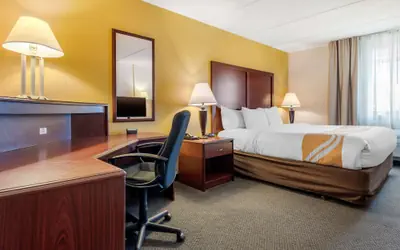 Quality Inn & Suites Zanesville City Center
