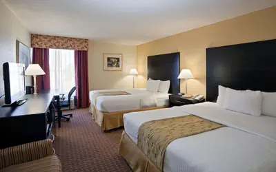 La Quinta by Wyndham Salina