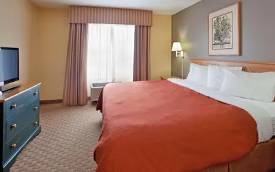 Country Inn & Suites By Radisson Bloomington-Normal West, IL