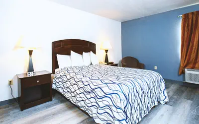 Coratel Inn & Suites by Jasper Park City - Wichita North