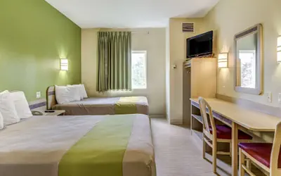 Motel 6-Medina, OH - Cleveland