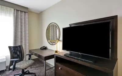 DoubleTree by Hilton Chicago Midway Airport