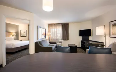 Sonesta Simply Suites Denver West Federal Center