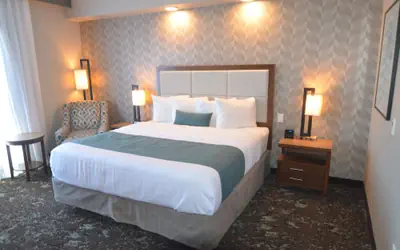 Best Western Premier Des Moines-Ankeny Hotel