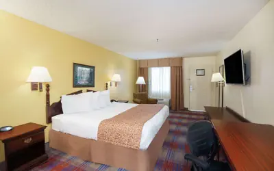 Travelodge by Wyndham Montgomery East