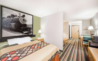 Super 8 by Wyndham Chanute