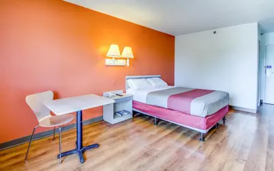 Motel 6-Amherst, NY - Buffalo