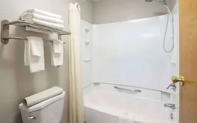 Quality Suites Hickory South