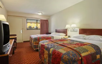 Days Inn by Wyndham Overland Park/Metcalf/Convention Center