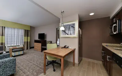 Homewood Suites by Hilton Cincinnati/Mason