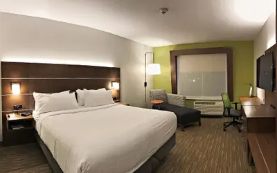 Holiday Inn Express & Suites - Sterling by IHG