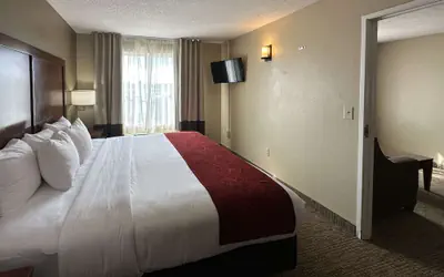 Charlotte Suites by IHG