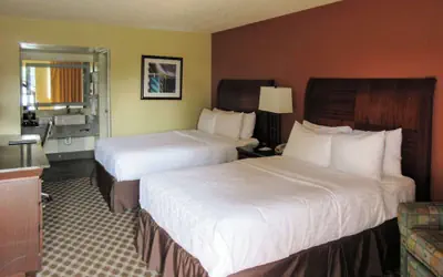 Clarion Inn