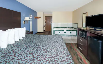 Days Inn by Wyndham Springfield