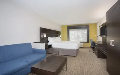 Holiday Inn Express & Suites Ft Collins by IHG