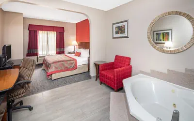 Ramada by Wyndham Alpharetta Atlanta North