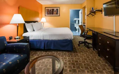Quality Inn & Suites Fayetteville I-95