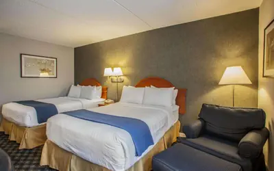 Quality Inn & Suites St Charles -West Chicago