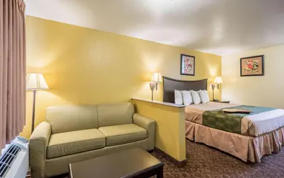 The Magnolia Hotel Searcy