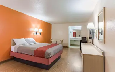 Motel 6-Raleigh, NC - Cary