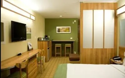 Microtel Inn & Suites by Wyndham Saraland