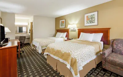 Days Inn by Wyndham Kent - Akron