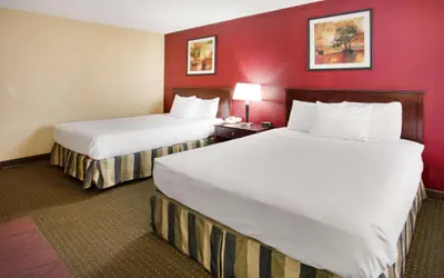Ramada by Wyndham Bettendorf