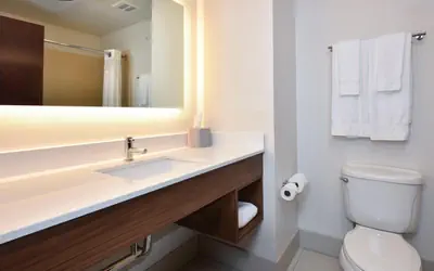 Holiday Inn Express Hotel & Suites Selma by IHG