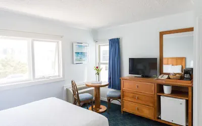 Sea Crest Inn