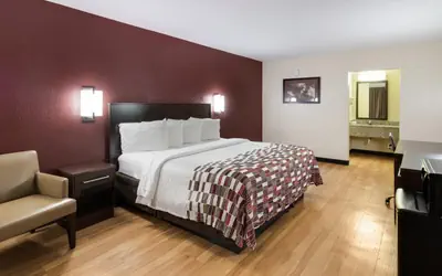 Red Roof Inn & Suites Commerce - Athens