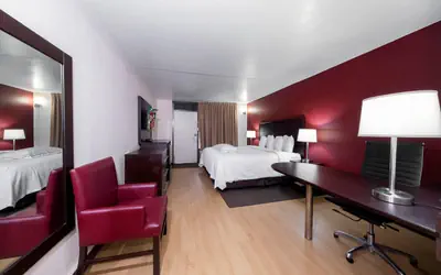 Red Roof Inn PLUS+ Huntsville – Madison