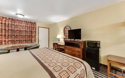 Rodeway Inn Columbus West