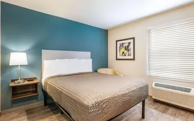 WoodSpring Suites Linden